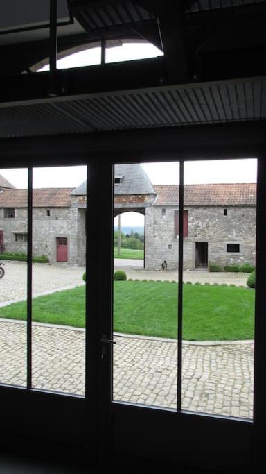 Ferme De La Porte Rouge Andenne Exterior foto